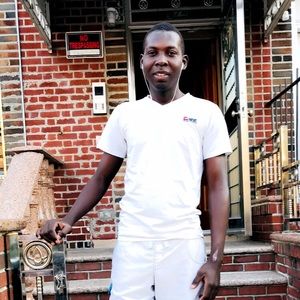 Meet your Posher, Ismael